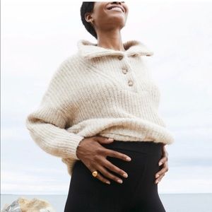 Jo maternity sweater size small. Never worn. With tags